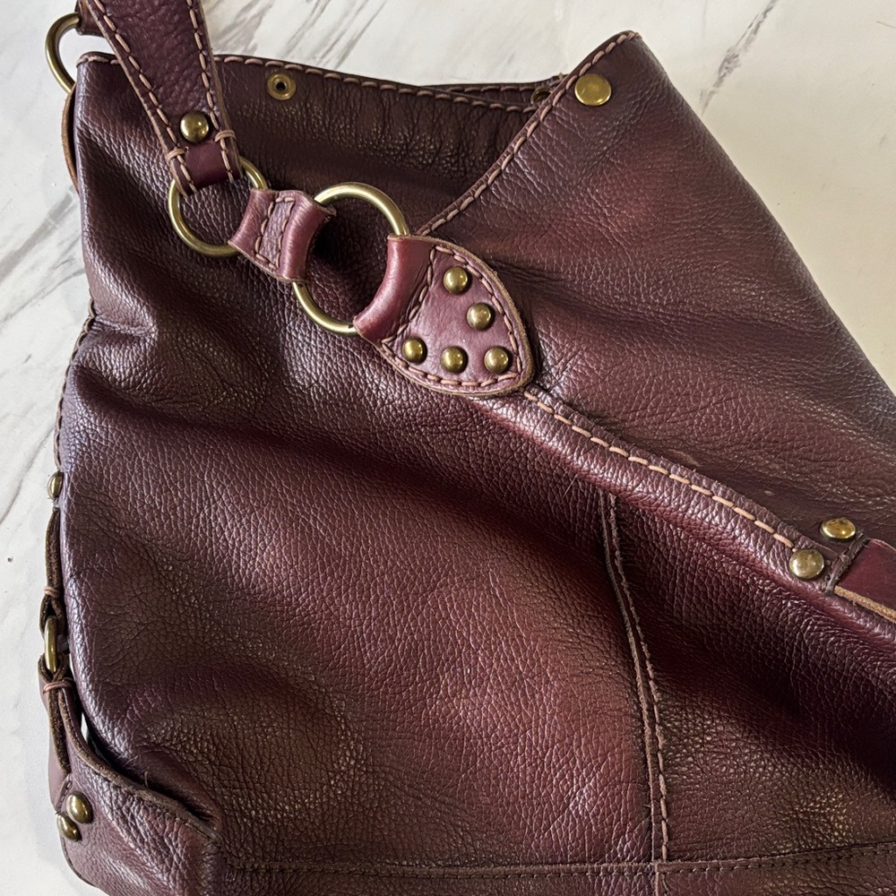 BAGS BY LUCKY BRAND - Elegant Burgundy Leather Shoulder Bag